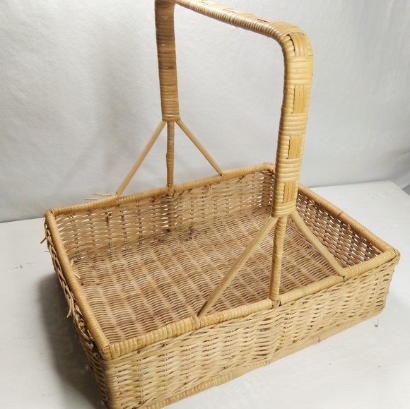 Vintage Gathering Basket Large 11x14
